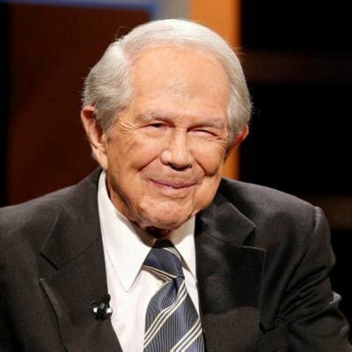 Pat Robertson Net Worth | What’s His Worth | Lifestyle And Career Highlights