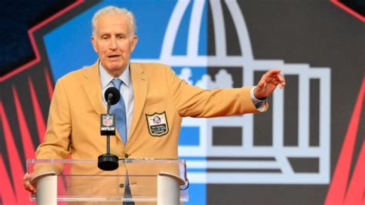 Paul Tagliabue - Net Worth, Age, Height, Birthday, Bio, Wiki!