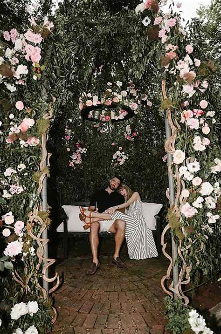 Pixie Lott Engaged To Long Term Love