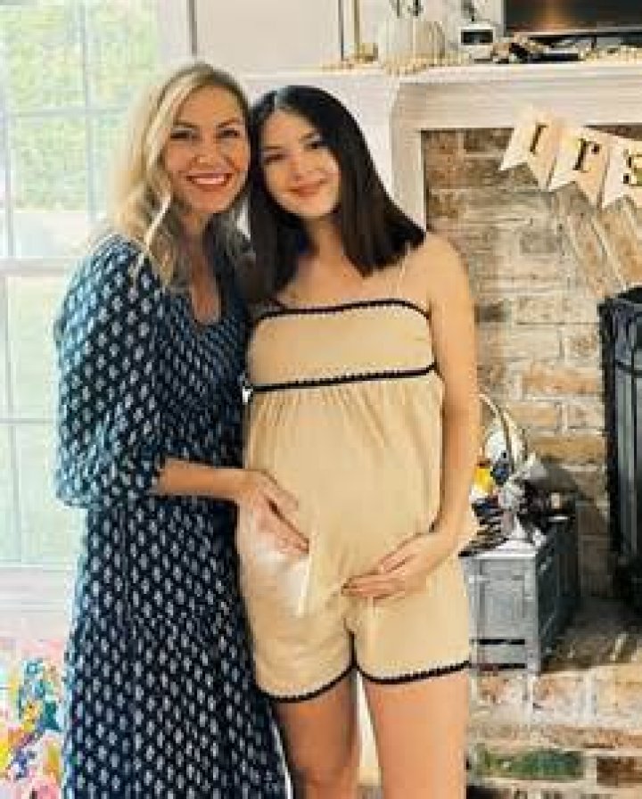 Priscilla Robertson - Net Worth, Age, Height, Birthday, Bio, Wiki!