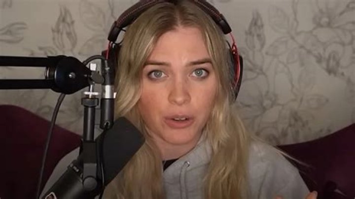 QTCinderella Net Worth, Age, Height, Bio, Birthday, Wiki!