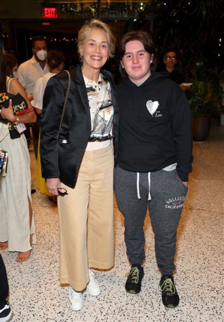 
Quinn Kelly Stone Mother State That Parenthood Is Not Something To Do Alone	