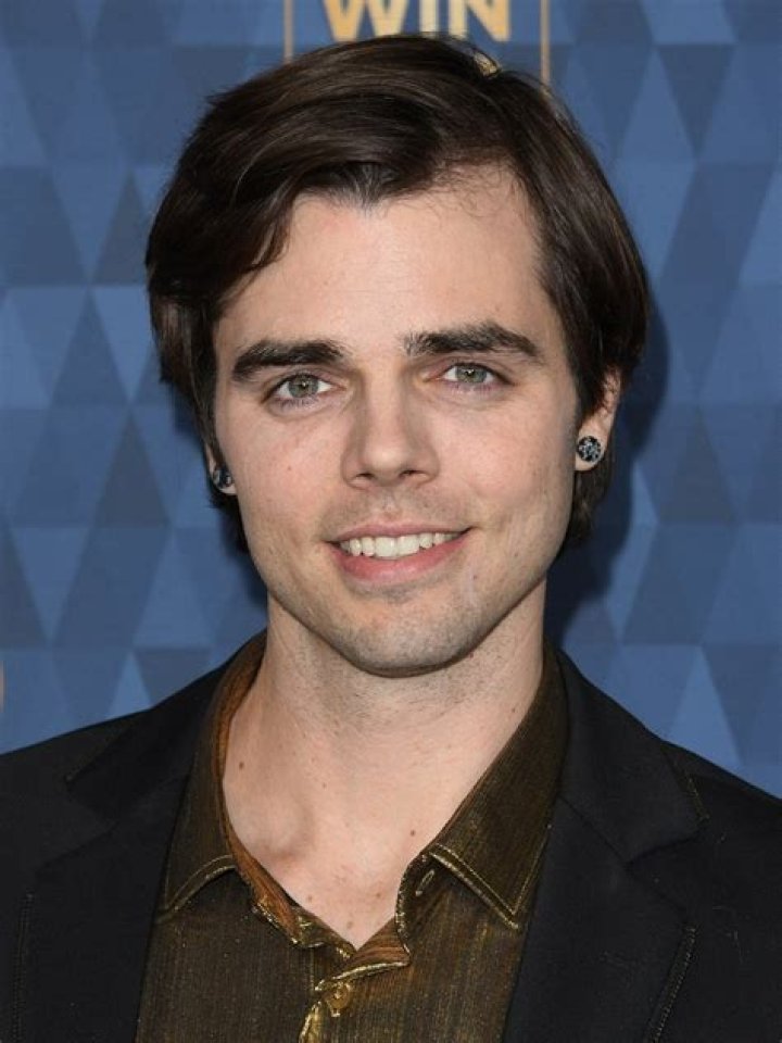 Reid Ewing Net Worth 2024, Age, Height, Bio, Birthday, Wiki!