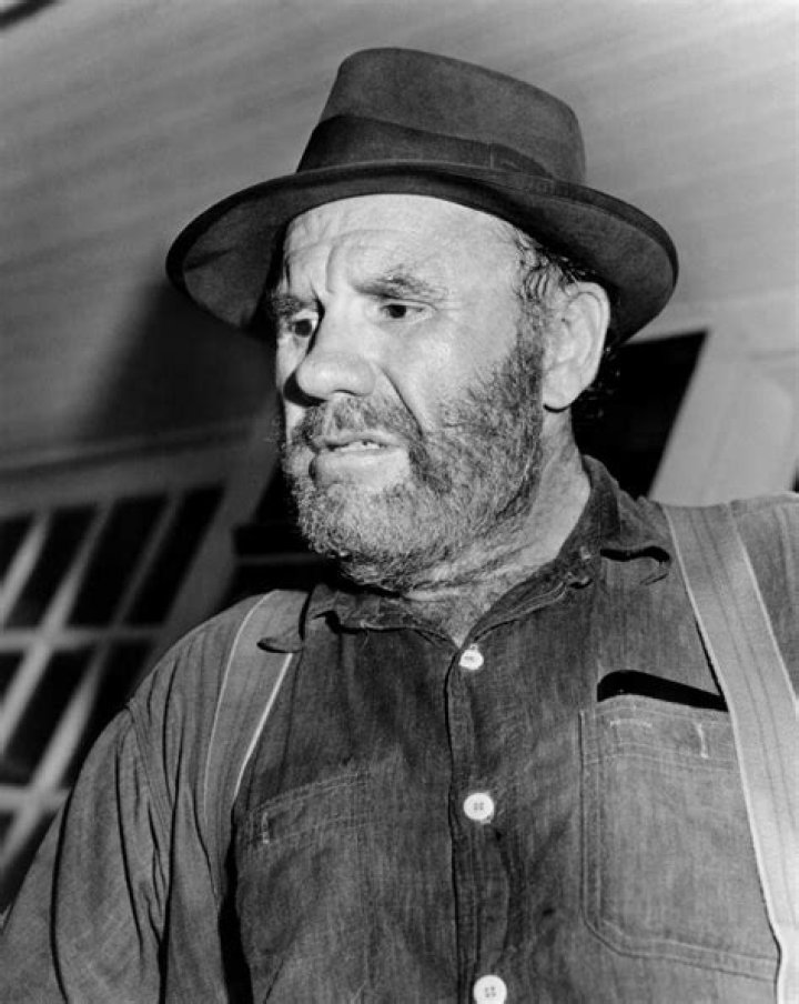 RG Armstrong Net Worth, Age, Height, Bio, Birthday, Wiki!