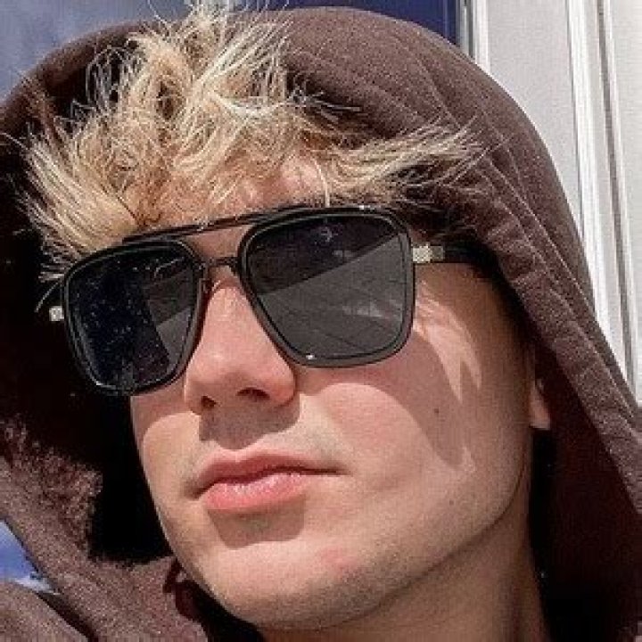 Rickfouu- Bio, Wiki, Age, Girlfriend, Weight, Height, Net Worth, Career