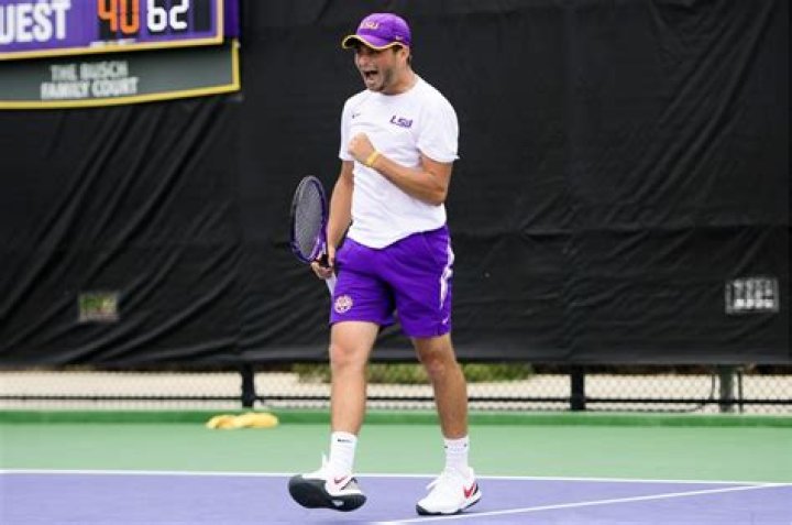 Rise of a Tennis Champ – The Success Story of Ronald Hohmann