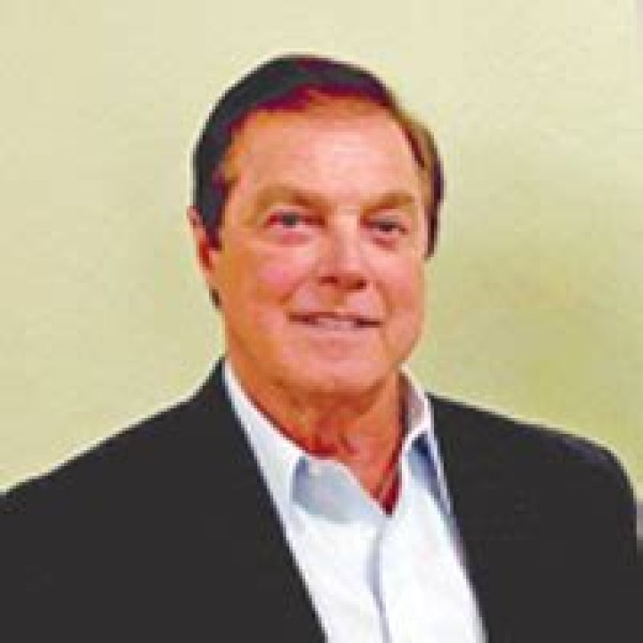 Fame | Robert Dello Russo net worth and salary income estimation Apr, 2024