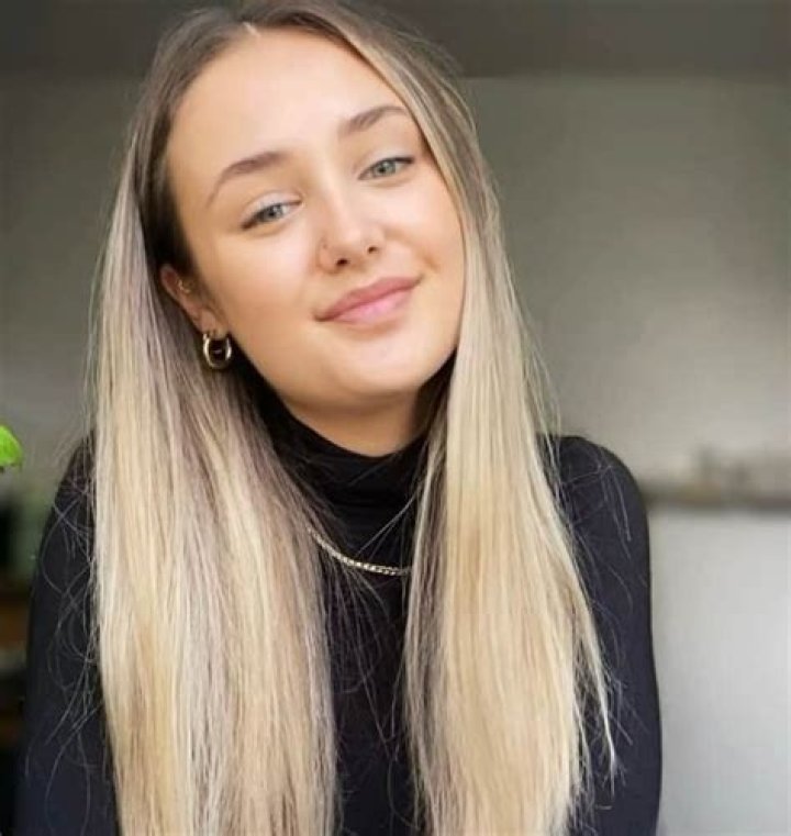 Rosie Lewis- Wiki, Age, Height, Net Worth, Boyfriend, Ethnicity