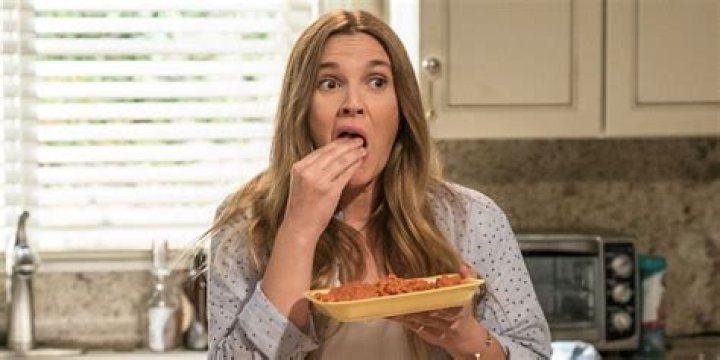 'Santa Clarita Diet' Starring Drew Barrymore, Streaming February 3