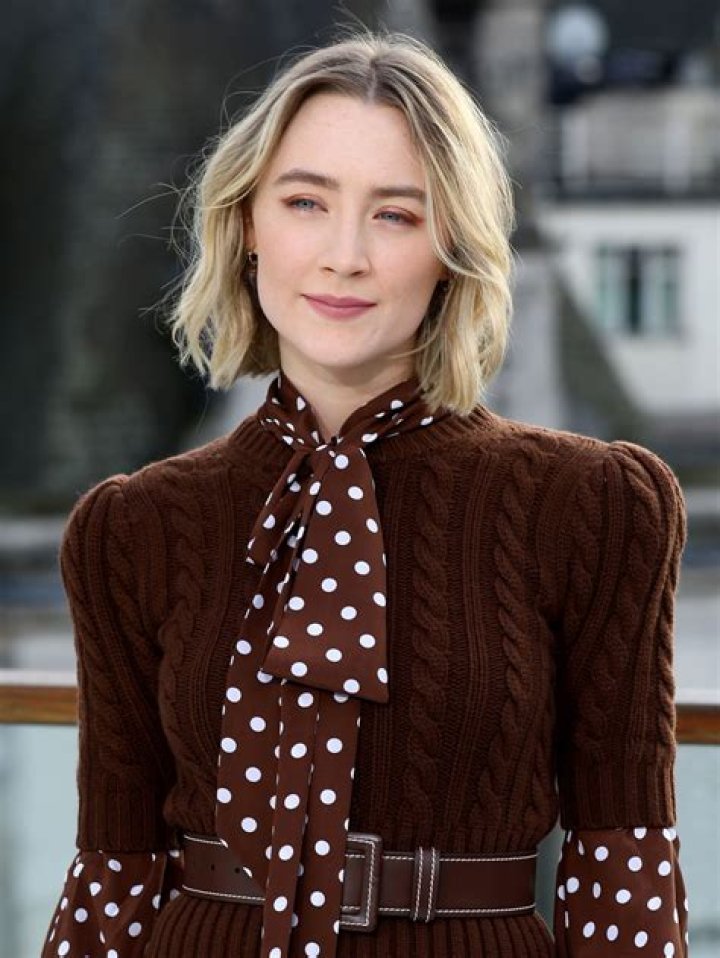 Saoirse Ronan- Bio, Age, Net Worth, Boyfriend, Dating, Height