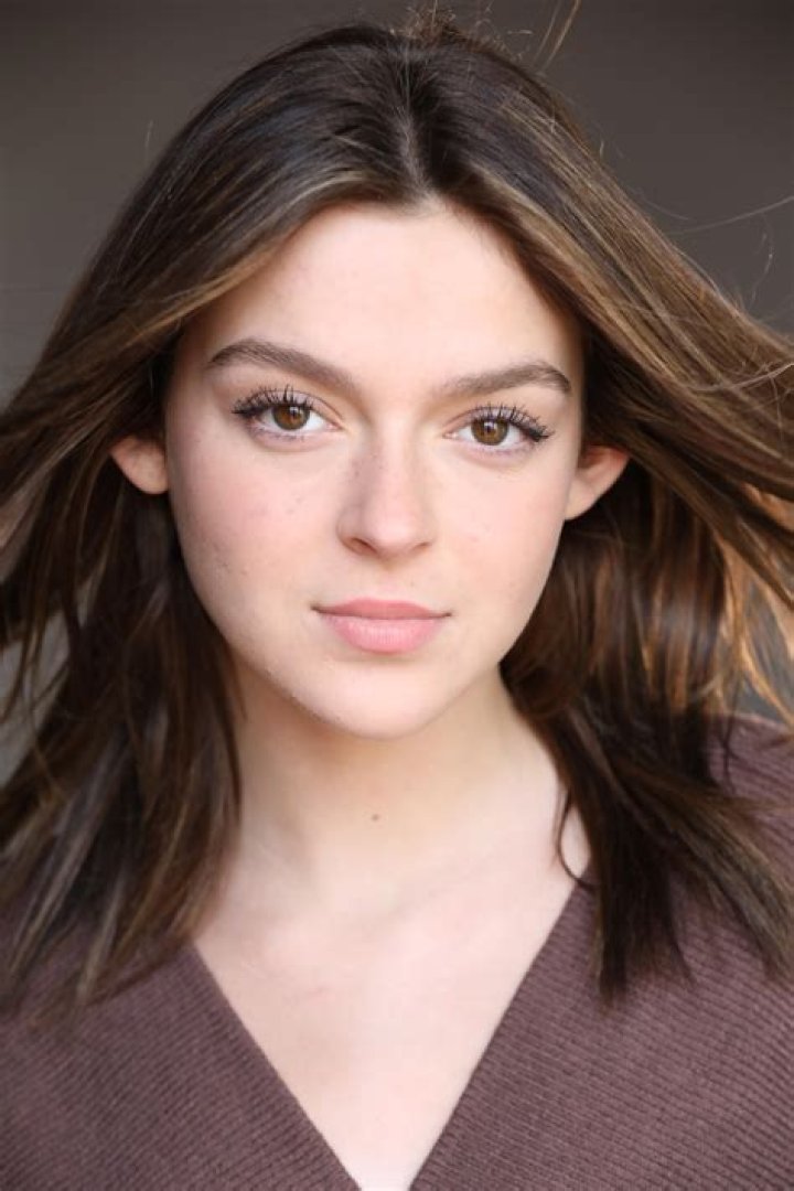 Sarah Dorothy Little Net Worth 2024, Age, Height, Bio, Birthday, Wiki!