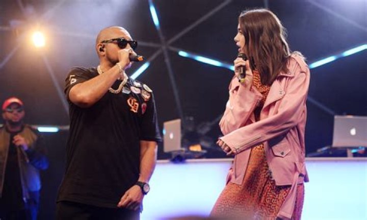 Sean Paul and Dua Lipa release slick and stylish 'No Lie' video