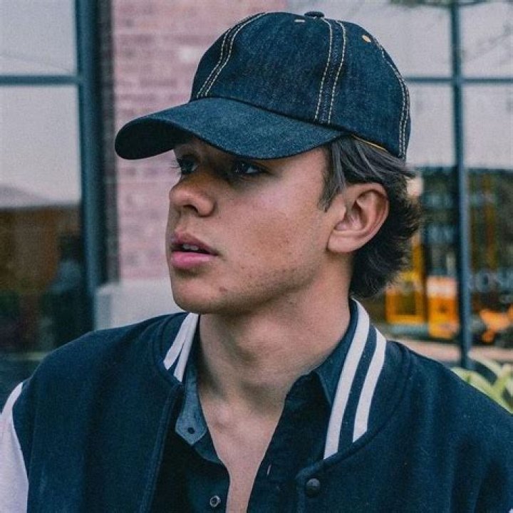 Sebastian Villalobos’s Girlfriend: Who is Sebastian Villalobos Dating?