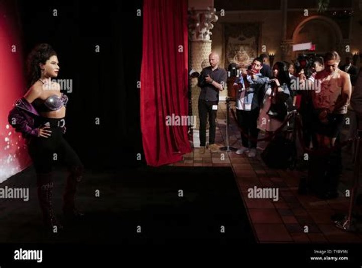 Selena Quintanilla Is Getting A Madame Tussauds Wax Figure