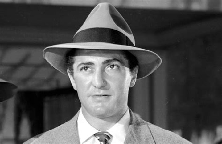 Sheldon Leonard - Net Worth, Age, Height, Birthday, Bio, Wiki!