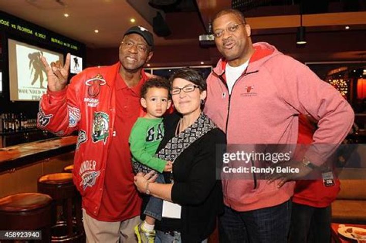 Sidney Green - Net Worth, Age, Height, Birthday, Bio, Wiki!