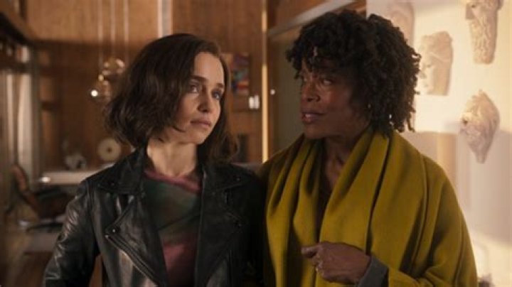 Somewhere Between Recap 8/15/17: Season 1 Episode 5 “Into the Fire”