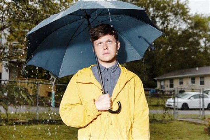 Spazz Cardigan drops anthemic new single, S.O.S.