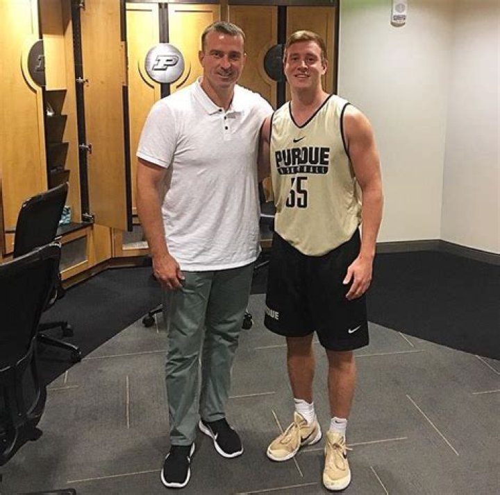 Spike Albrecht - Net Worth, Age, Height, Birthday, Bio, Wiki!