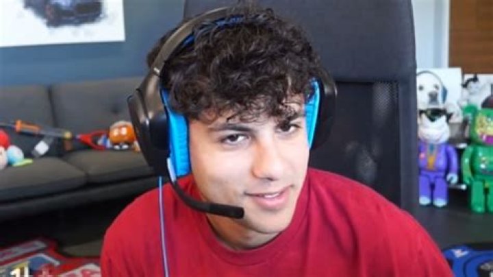 Stable Ronaldo Height, Weight, Age, Net Worth, Facts