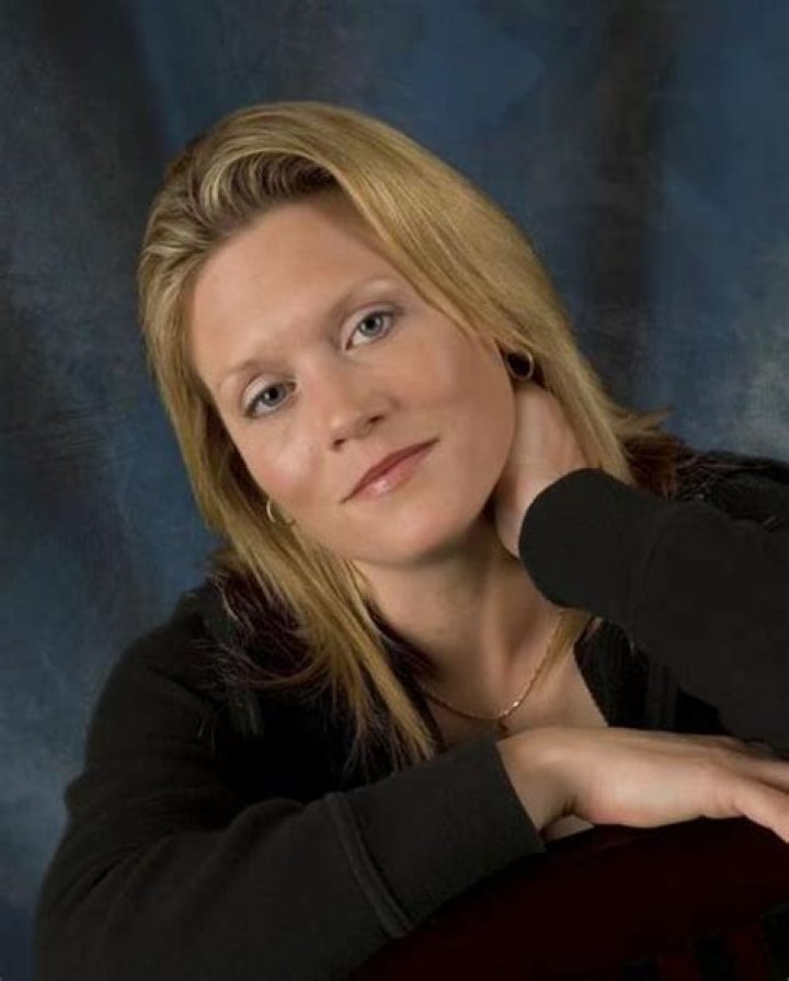 Fame | Stacey Lannert net worth and salary income estimation Jan, 2024