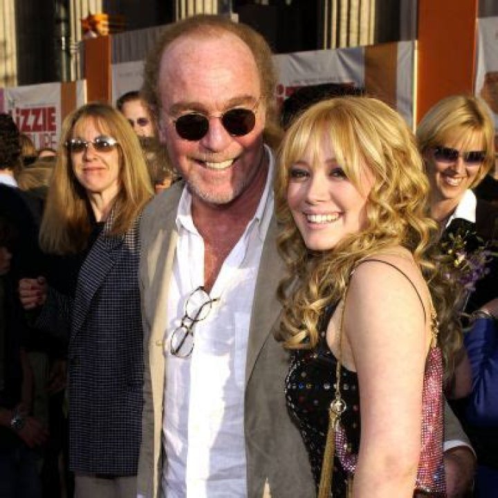 Stan Rogow Death News: Explore Lizzie McGuire Producer Cause Of Death