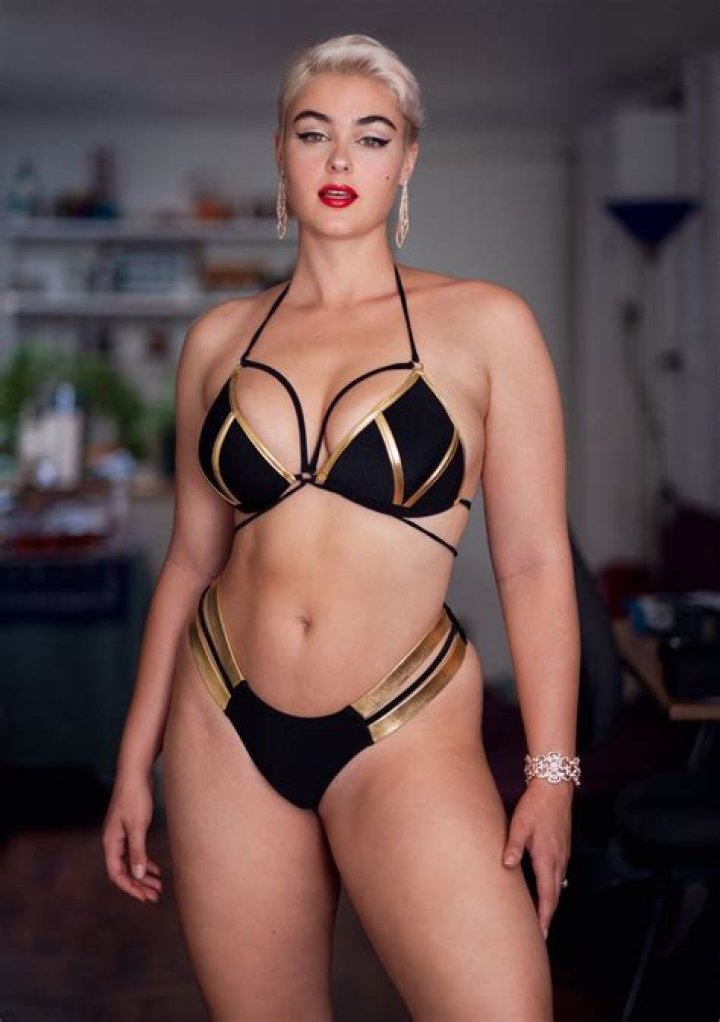 Stefania Ferrario- Net Worth, Age, Height, Ethnicity, Boyfriend, Career