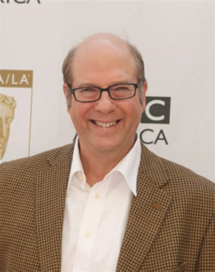 Stephen Tobolowsky Net Worth, Age, Height, Bio, Birthday, Wiki!