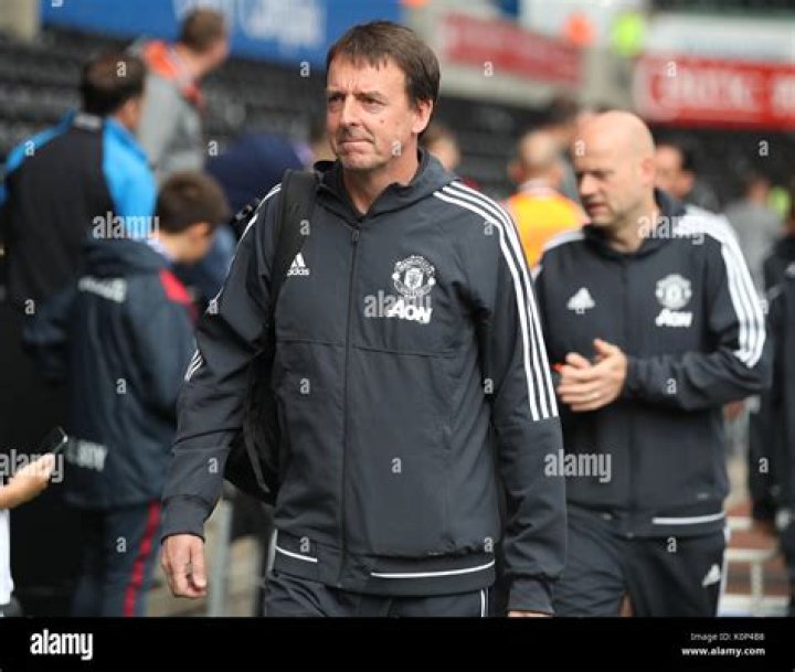 Fame | Steve McNally (doctor) net worth and salary income estimation Jan, 2024