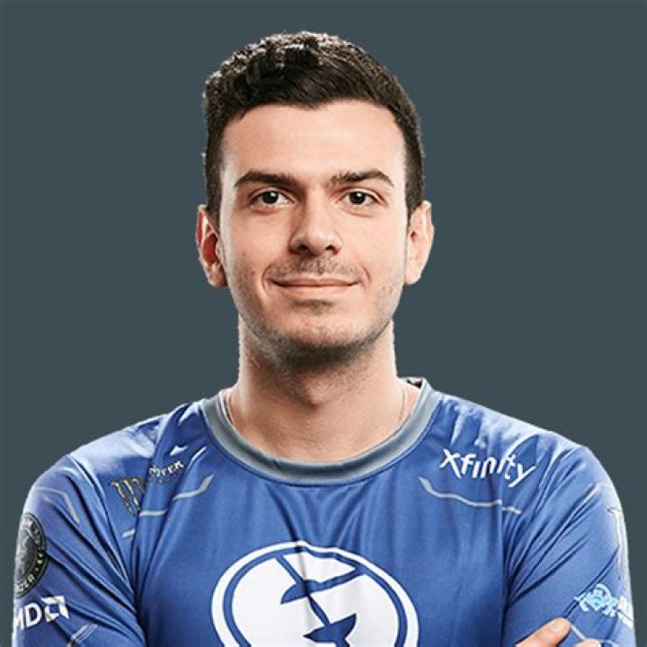 Tarik Celik Net Worth, Age, Height, Bio, Birthday, Wiki!