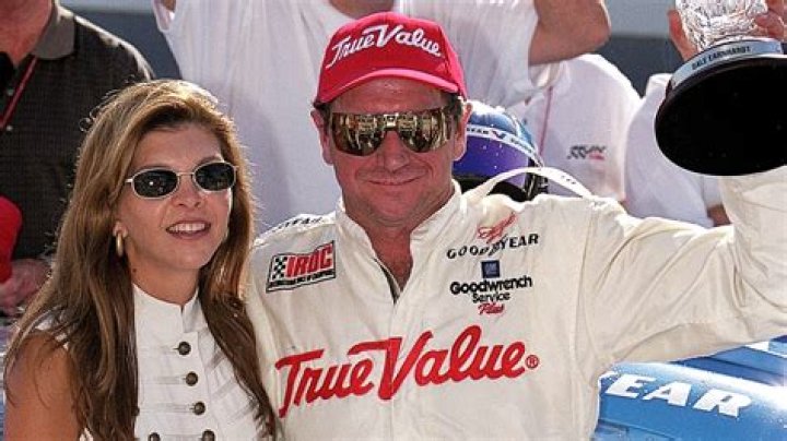 Teresa Earnhardt Net Worth, Age, Height, Bio, Birthday, Wiki!