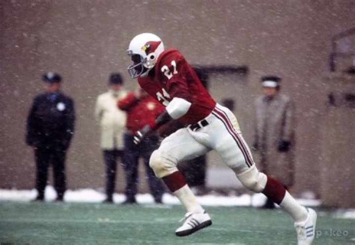 Terry Metcalf Net Worth, Age, Height, Bio, Birthday, Wiki!