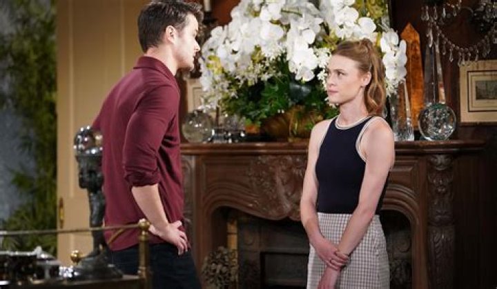 The Young and the Restless Spoilers: Kyle’s Bachelor Party Disaster – Cheats with Summer, Destroy Happily Ever After with Lola?