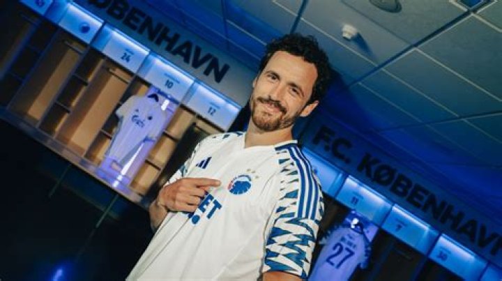 Thomas Delaney – Wiki, Age, Girlfriend, Net Worth, Ethnicity, Height, Career