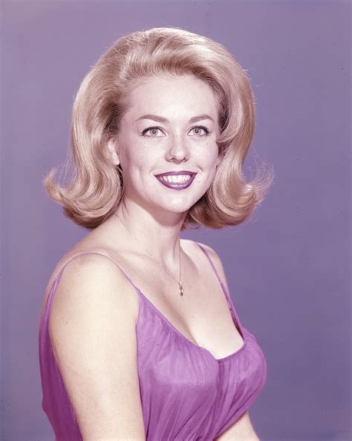 Tina Cole Net Worth, Age, Height, Bio, Birthday, Wiki!