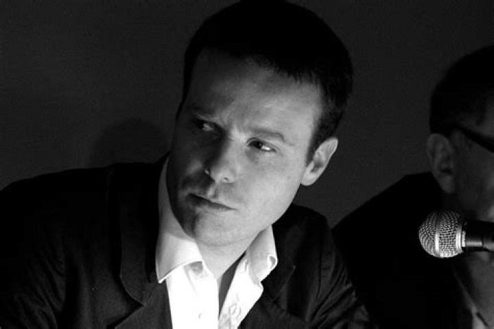Fame | Tom McCarthy (novelist) net worth and salary income estimation Jan, 2024