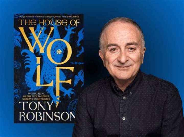 Tony Robinson’s Wife: Who is Tony Robinson Dating?