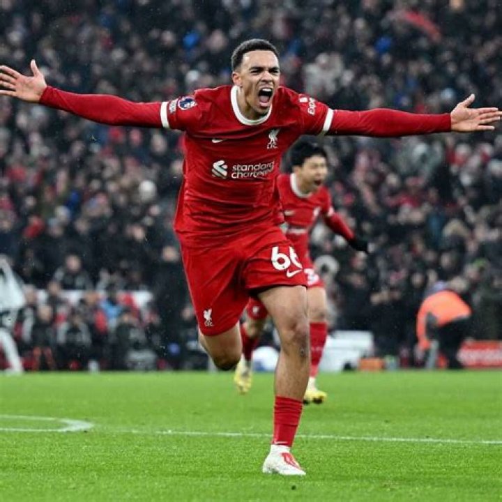 Trent Alexander-Arnold Biography: Age, Net Worth, Spouse, Height, Parents, Instagram, Siblings, Team, Awards, Wiki