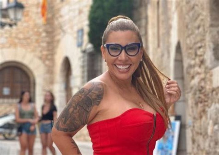 Vanessa Senior - Net Worth, Age, Height, Birthday, Bio, Wiki!