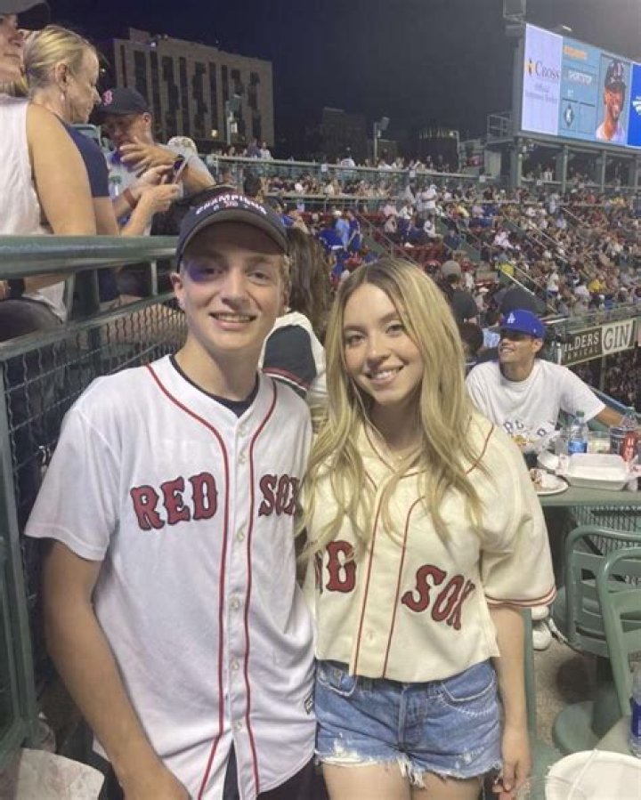 Wayne Swan’s Girlfriend: Who is Wayne Swan Dating?