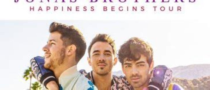 What is the Jonas Brothers' 'Happiness Begins' Tour Setlist?