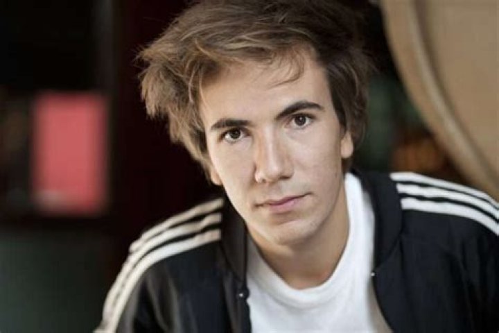 Xavier Guelfi Parents